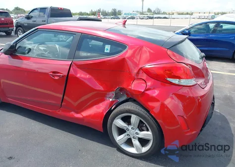 2013 Hyundai Veloster Base W/Black из США, поврежденный, VIN KMHTC6AD4DU146954